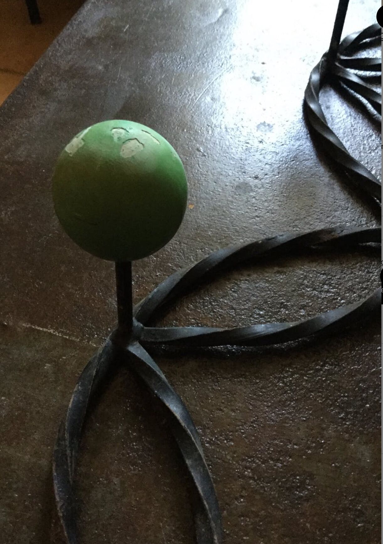 Peg of the 1950s vintage