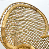 Peacock chair for kids