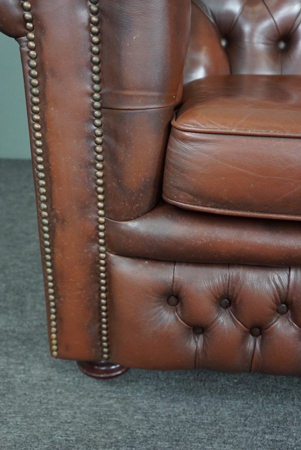 Chesterfield sofa 2.5 seats