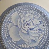 4 assiettes plates "Les Pivoines" en porcelaine de Limoges pour la maison Hermès, Paris