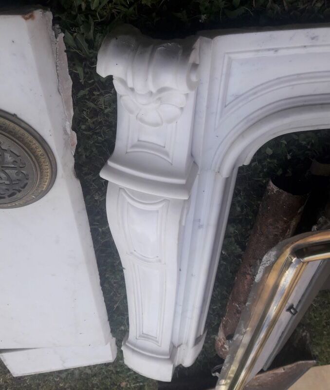 Fireplace XIX ° marble louis XV style with narrowed and floor slabs