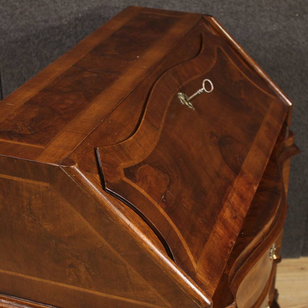 Small Venetian bureau of the 20th century