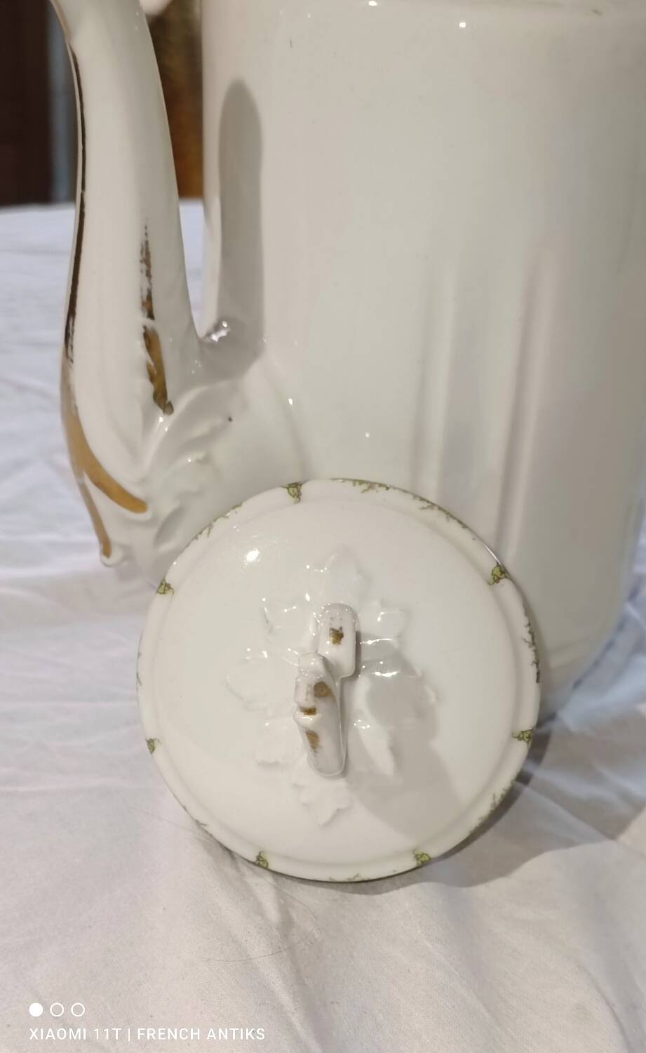 Coffee pot and milk jug in Limoges porcelain, France, early 20th century
