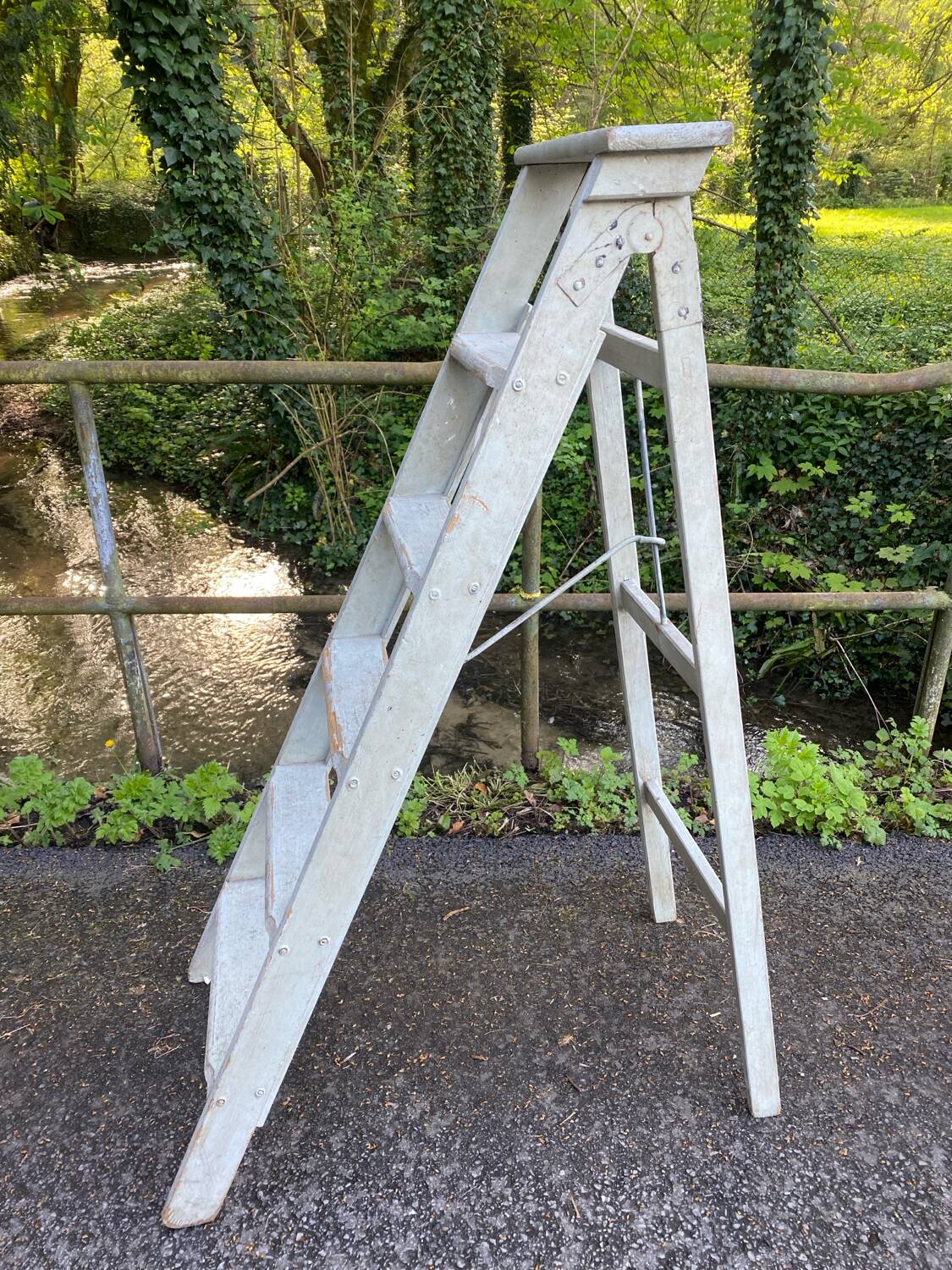 Large stepladder wooden painting ladder