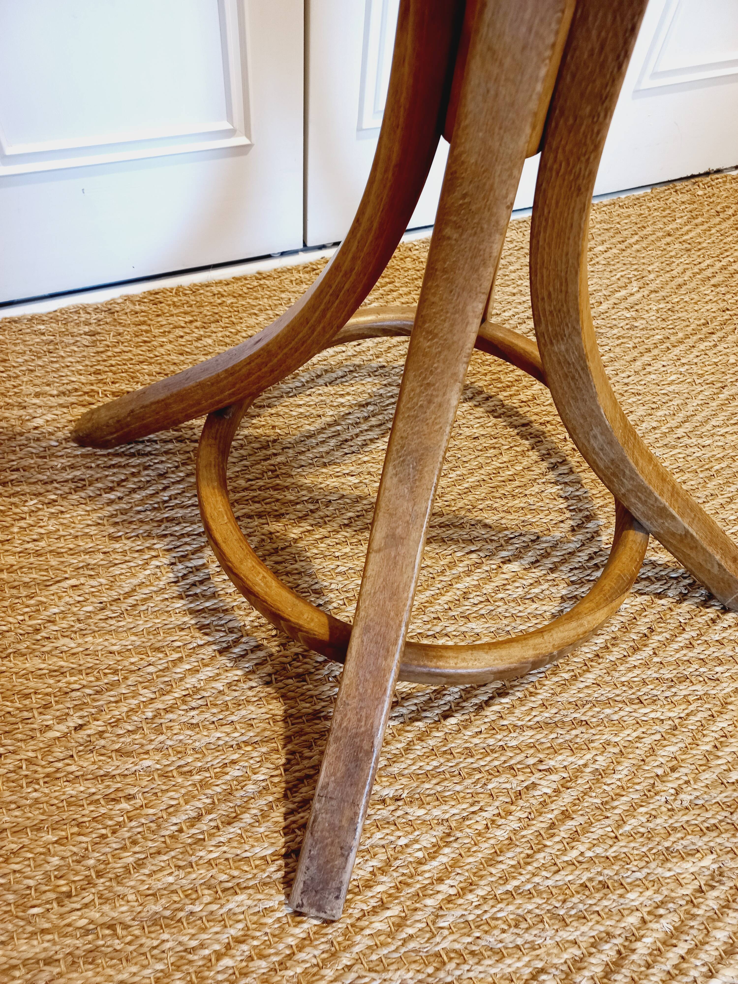 Vintage parrrot coat rack