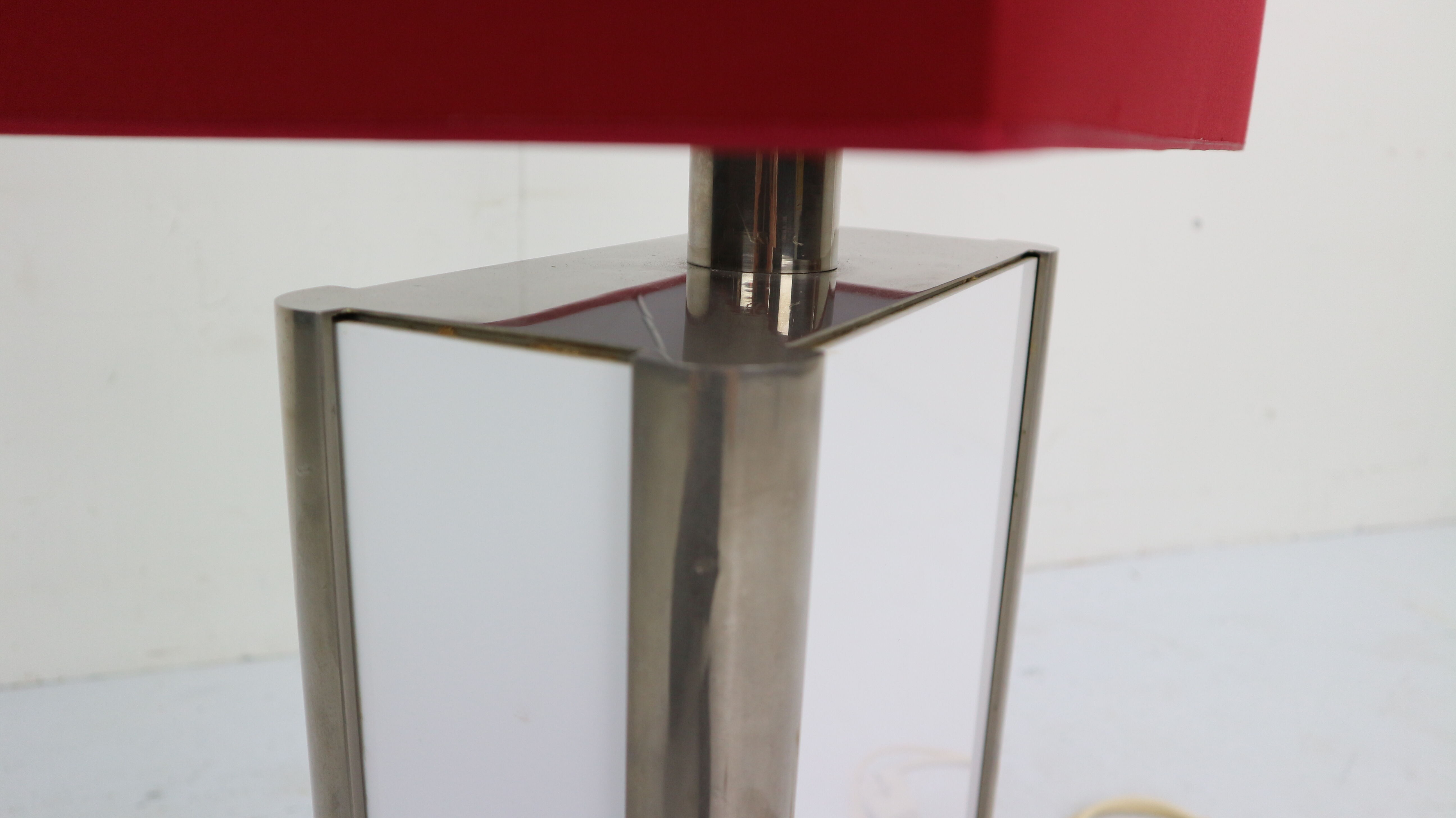 Mid-Century Modern Italian Design Floor Lamp, 1970s