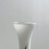 Vase en verre Opaline.