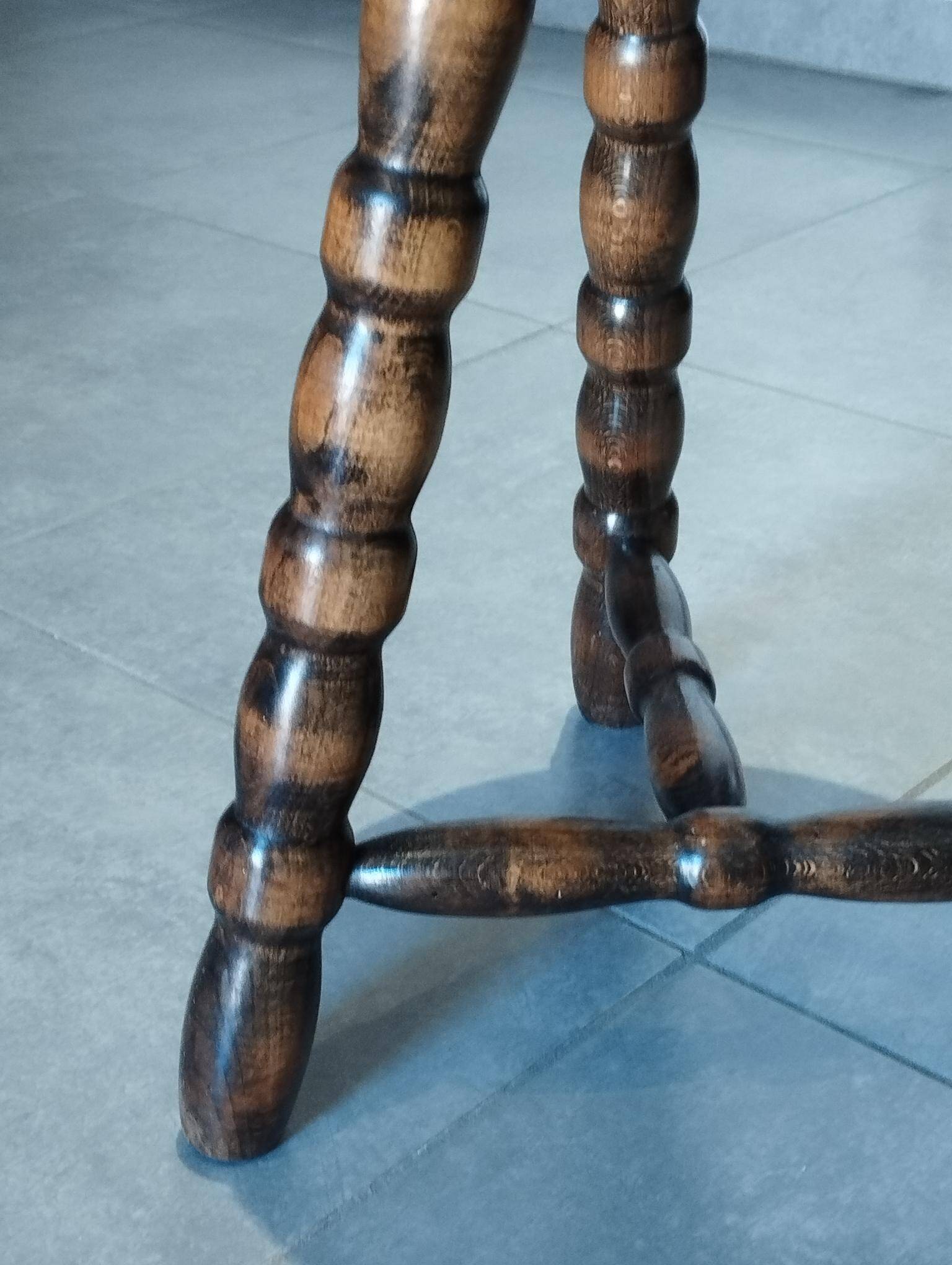 Mid-century design tripod stool, by Charles Dudouyt.
