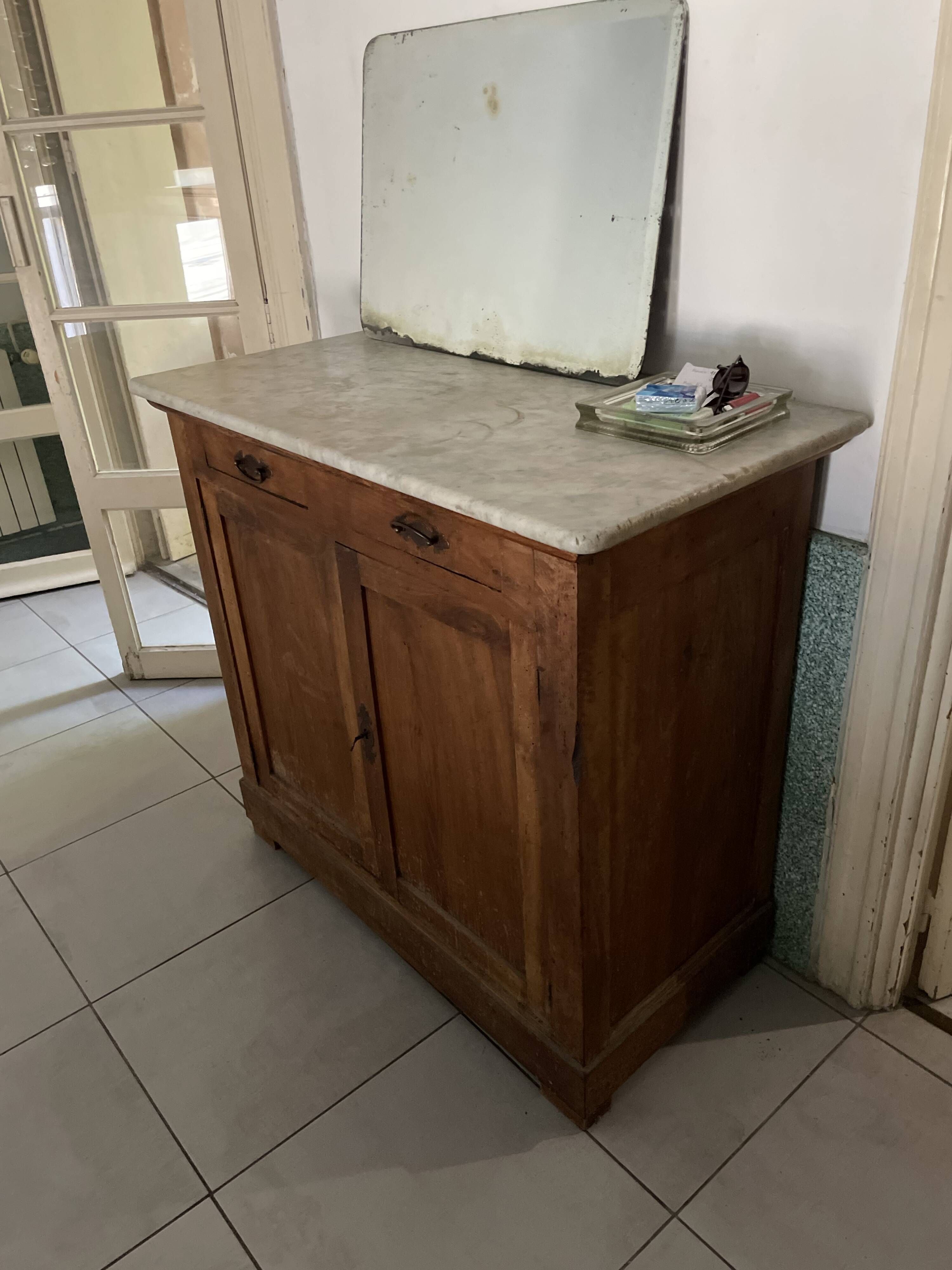 Antique sideboard chest of drawers in oak wood and marble top