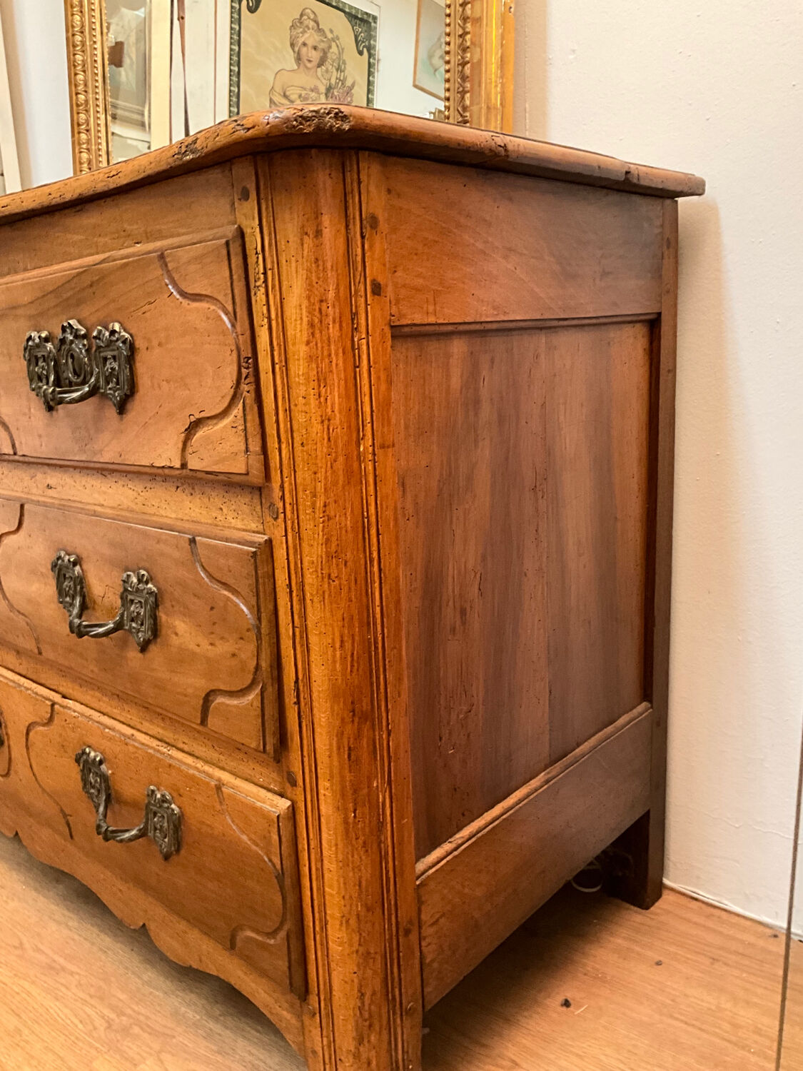 Louis XV chest of drawers
