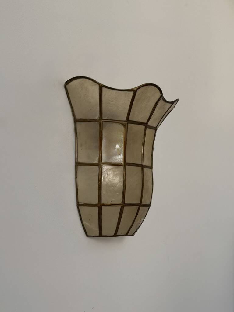 Vintage wall light, mother-of-pearl and brass, France, 1970.