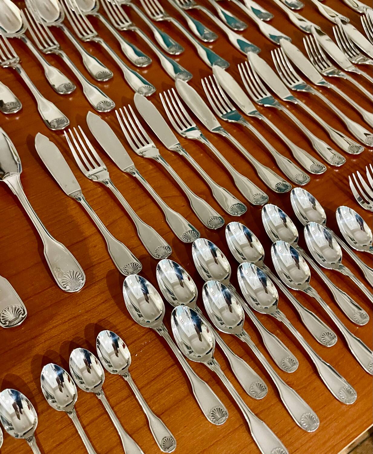 Christofle vendome cutlery set 115 pieces very good condition