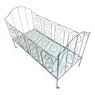 Wrought iron sofa bed + mattress + 2 sheets