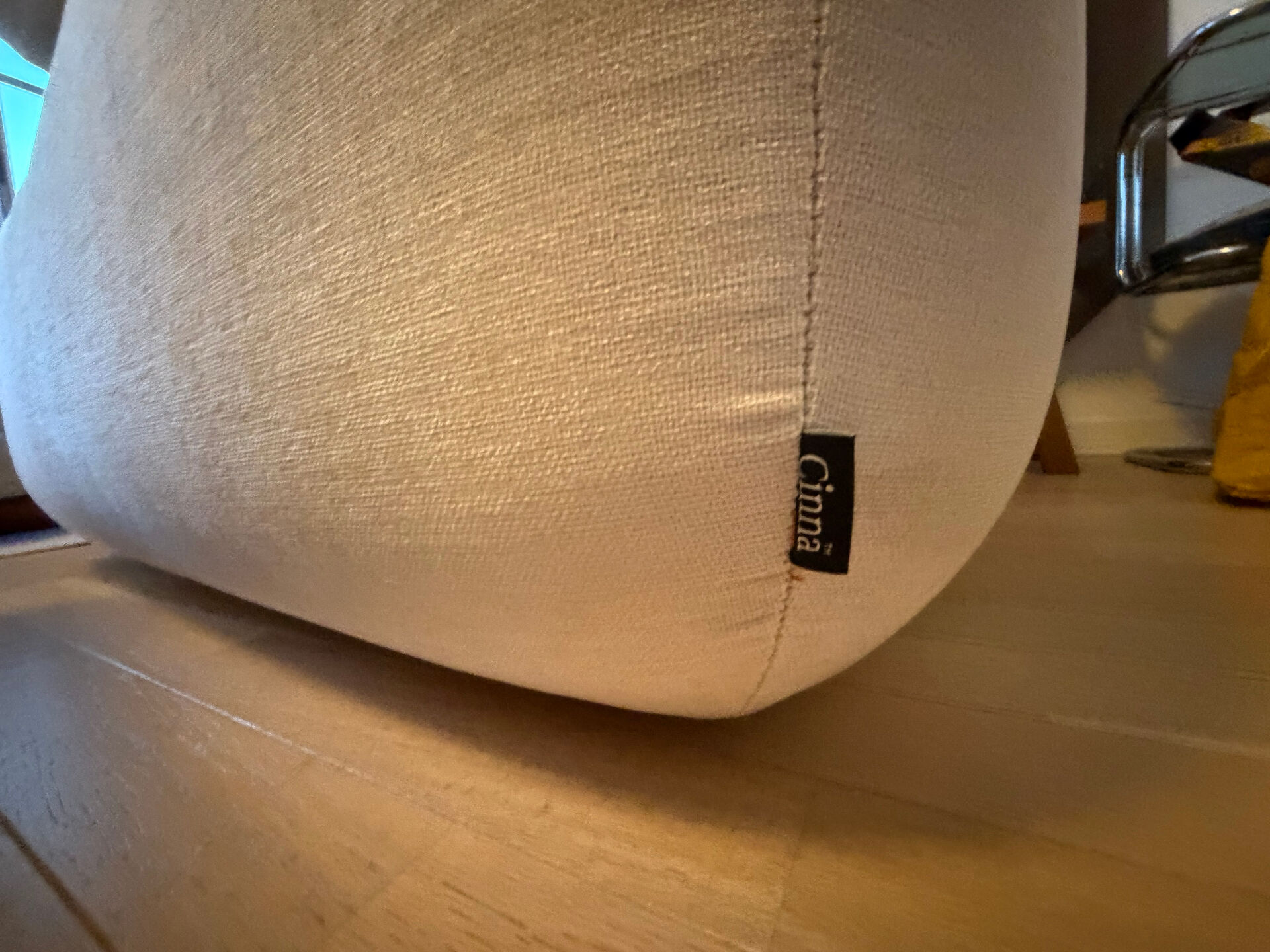 Cinna Sake armchair renovated