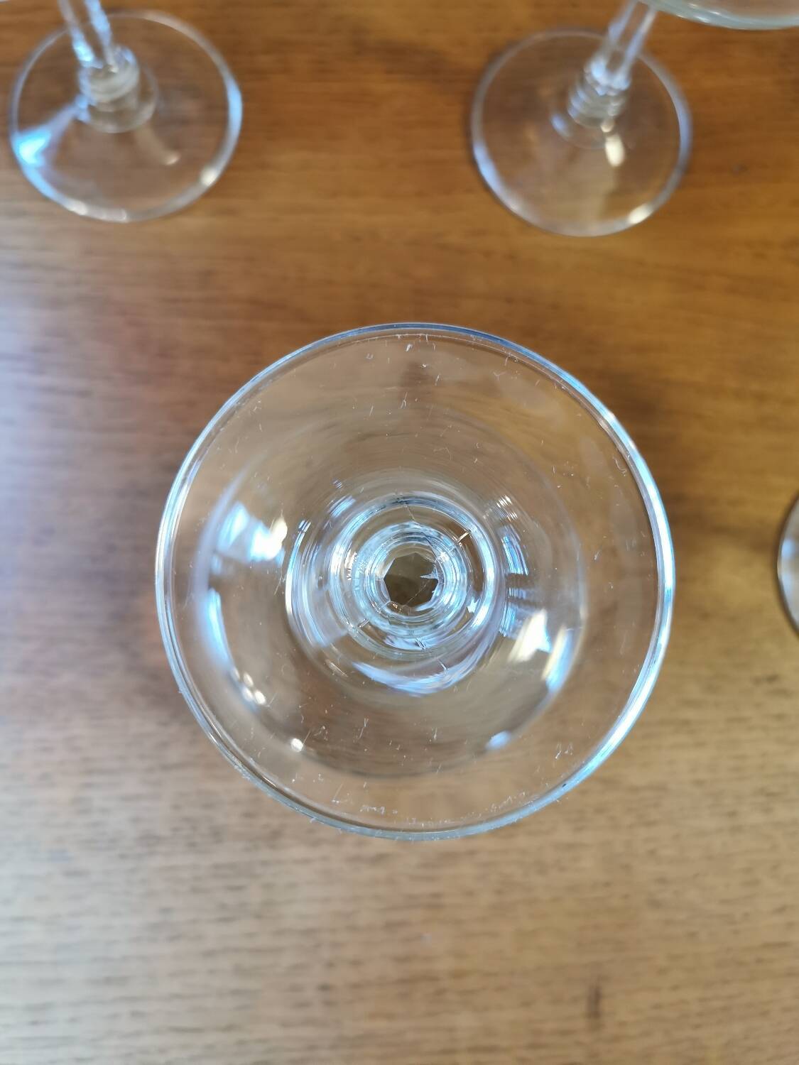 Set of 5 vintage crystal champagne glasses