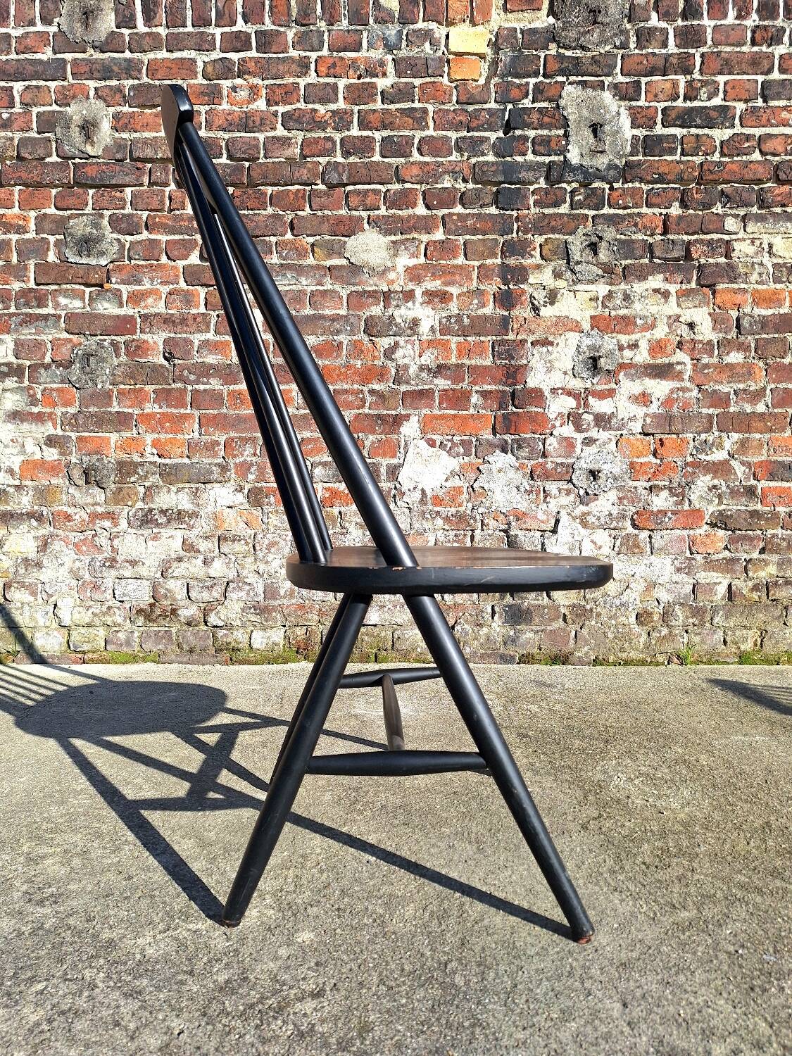 Set of 5 vintage Scandinavian chairs, antique seating furniture