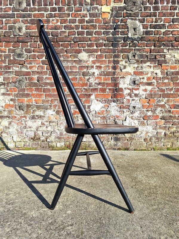 Suite de 5 chaises vintage scandinaves, meubles sièges anciens