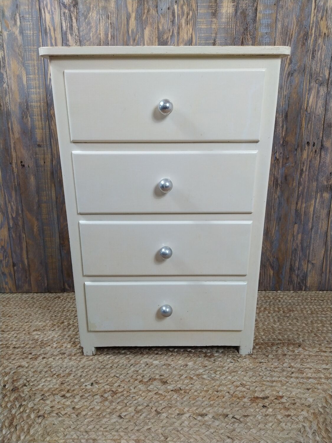 Wooden semainier, off-white