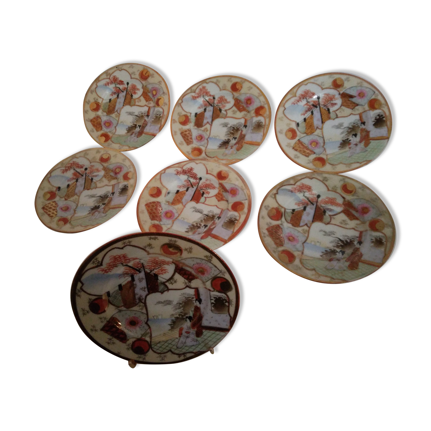 7 porcelain plates 15.5 cm