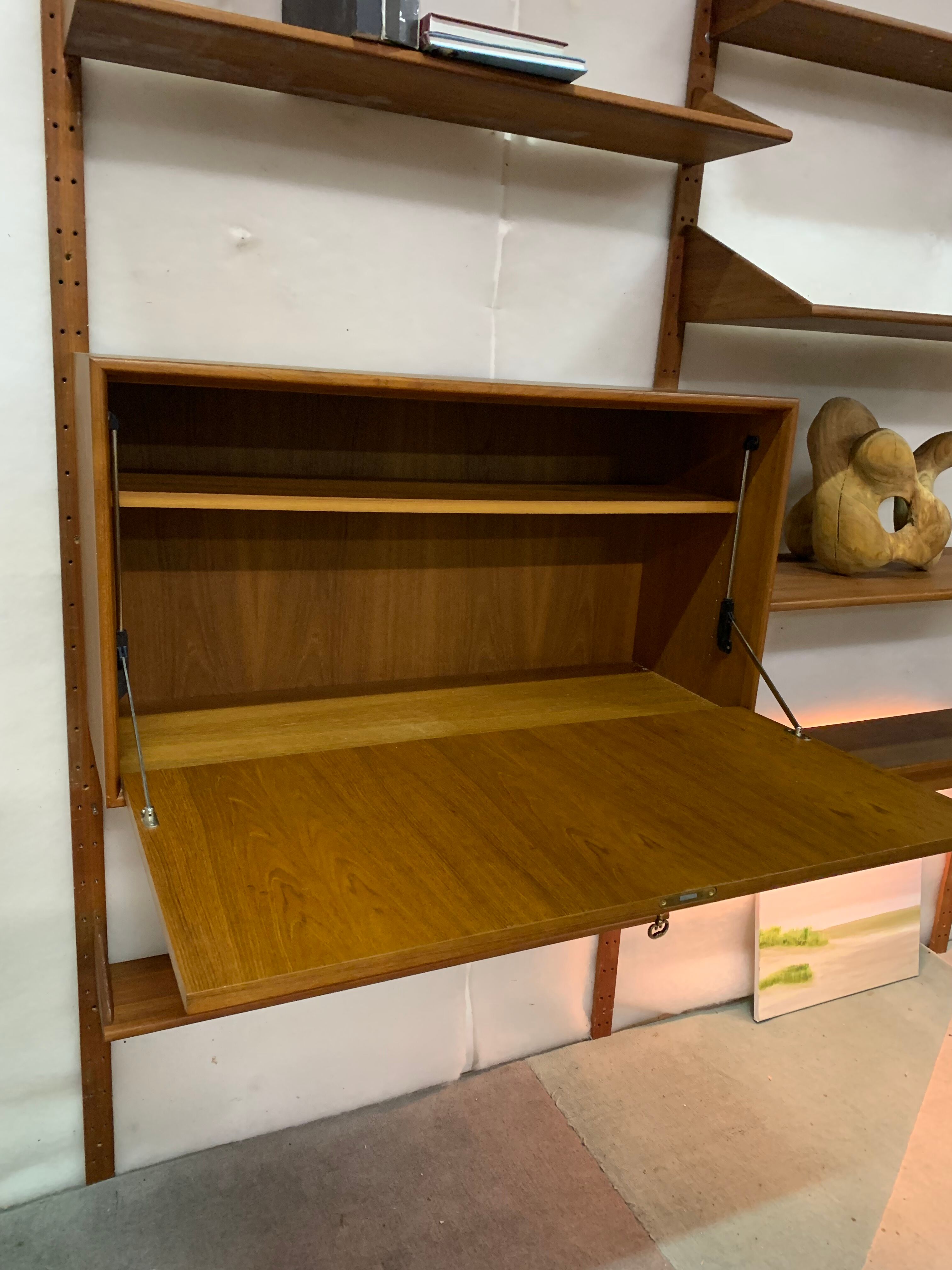 Scandinavian HG Wallunit  Rhode 1962