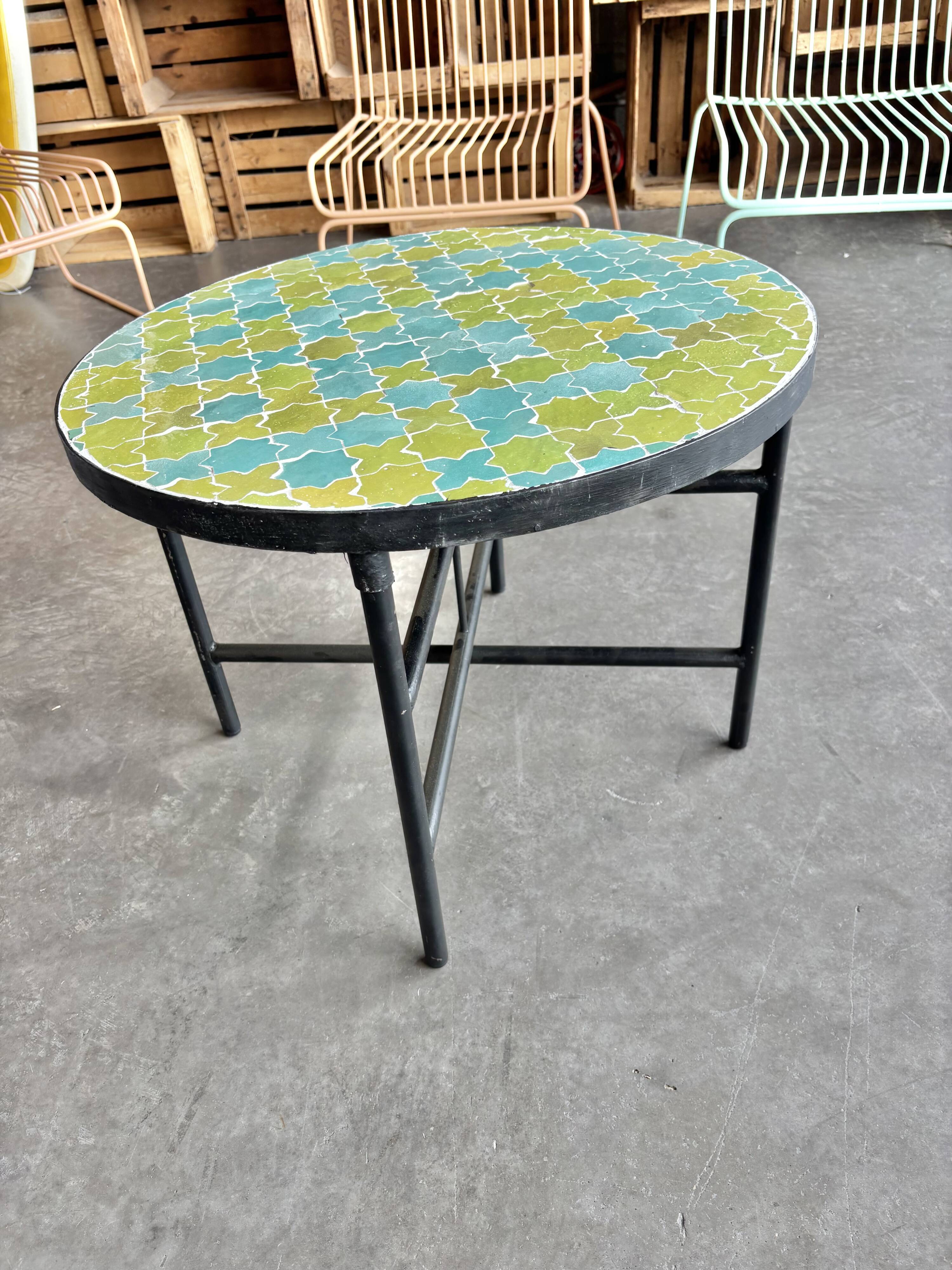 Table basse  ronde en zellige vert et turquoise 60 cm de diamètres