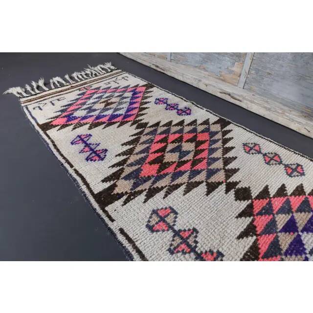 1970s Natural White Geometric Turkish Hand-Knotted Runner 80x365