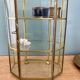 Vitrine vintage en verre et laiton