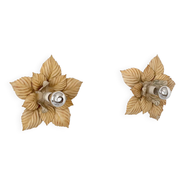 Pair of vintage "flower" wall lights in painted beige metal, France 1970.