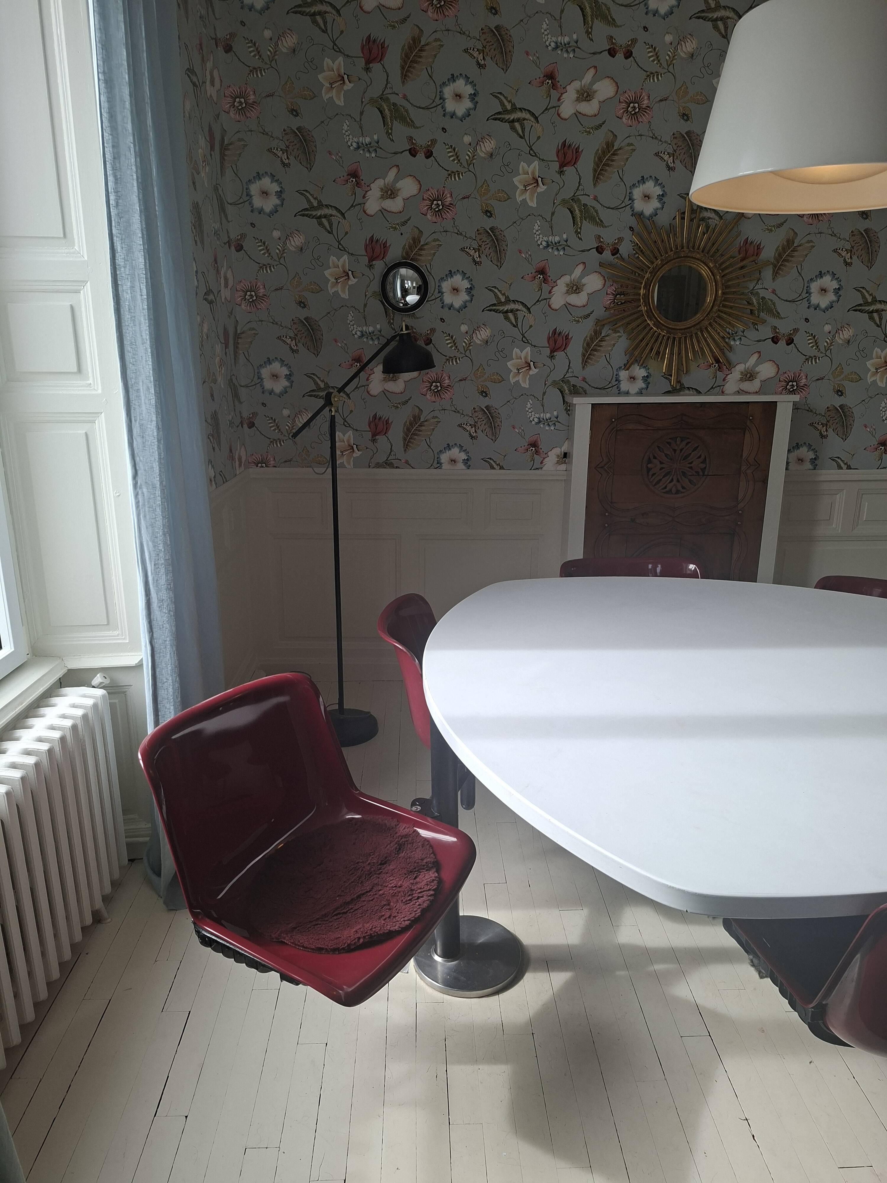 Table Osvaldo Borsani