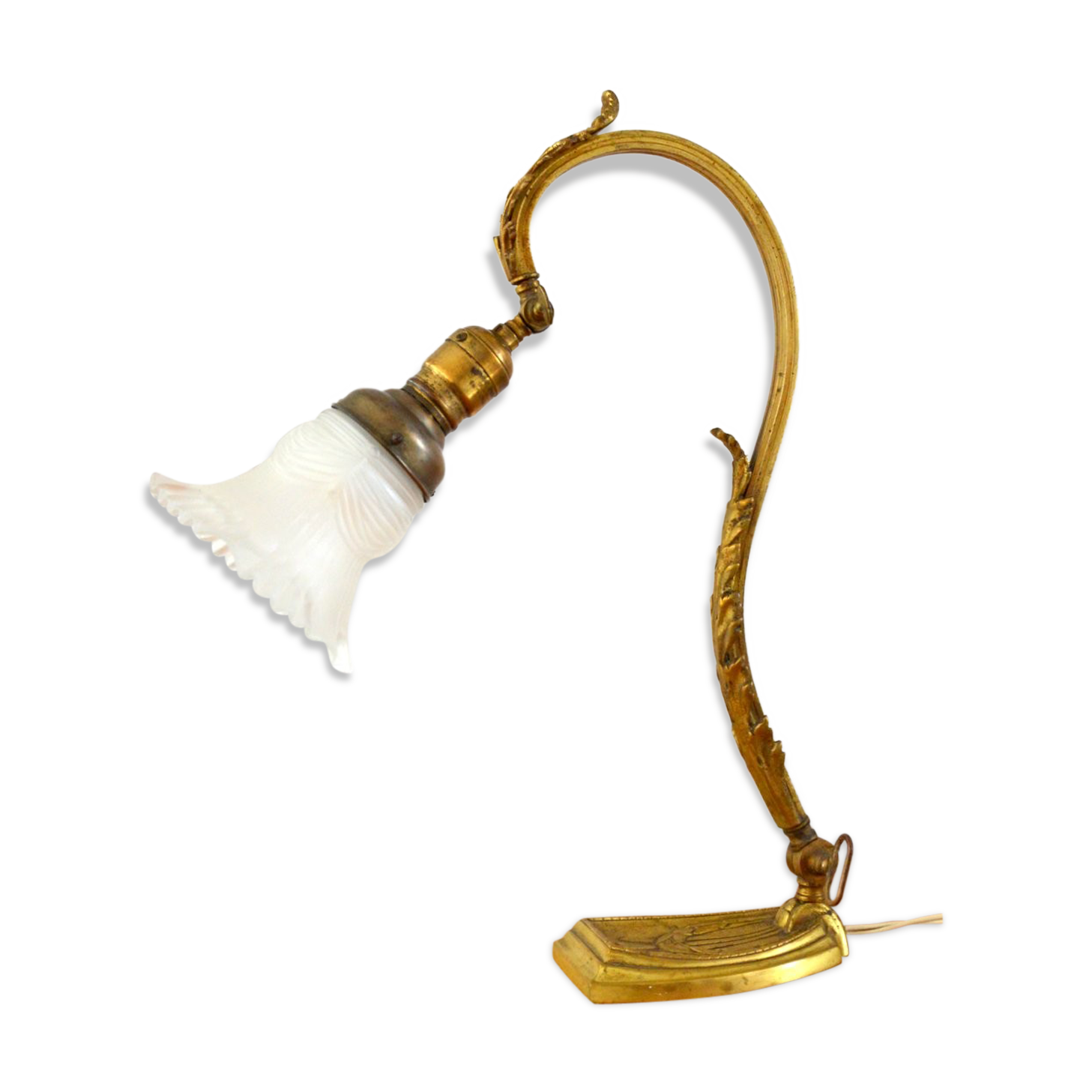 Bronze and opaline Art Nouveau lamp