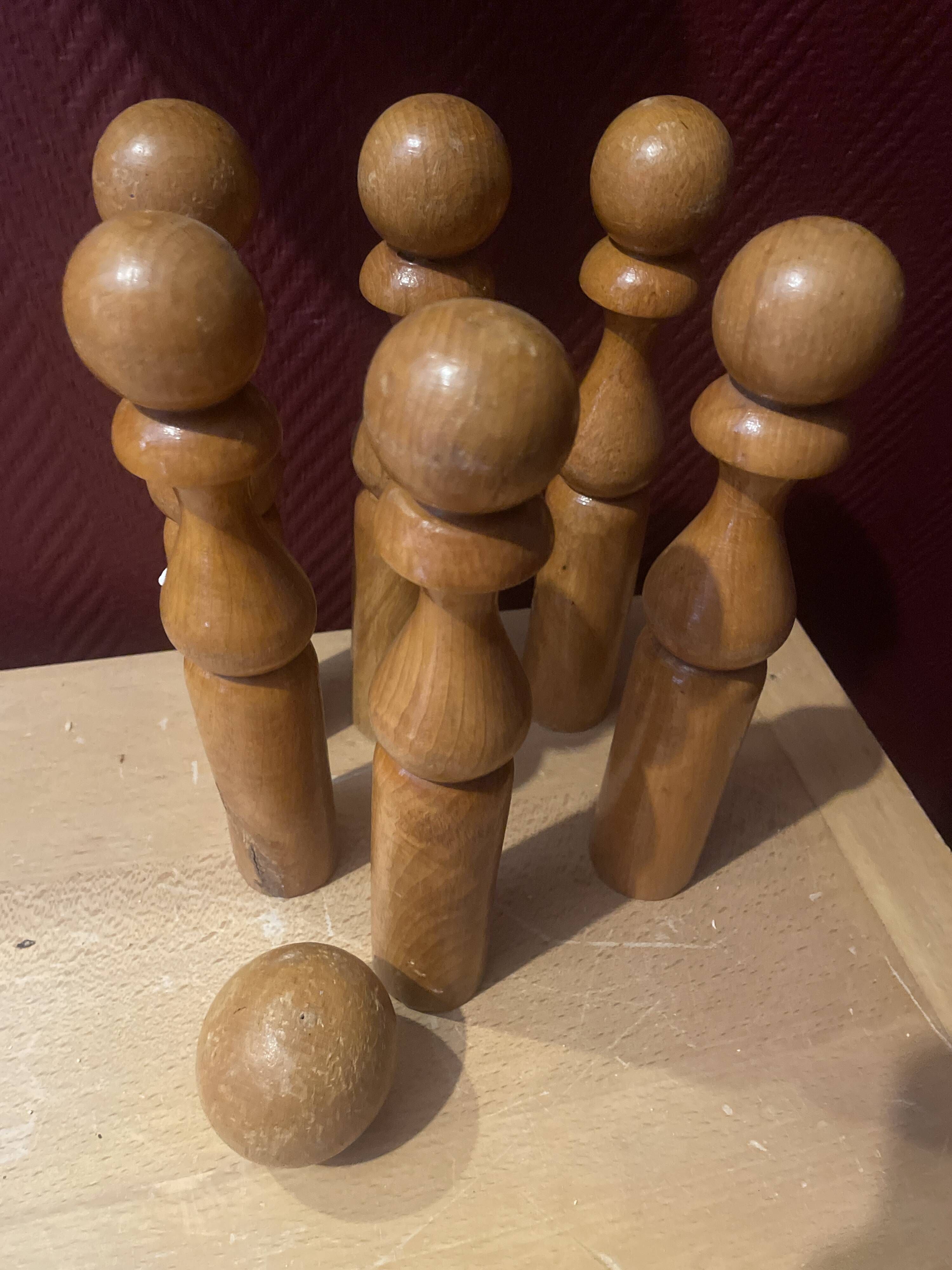 Jeu de quille en bois
