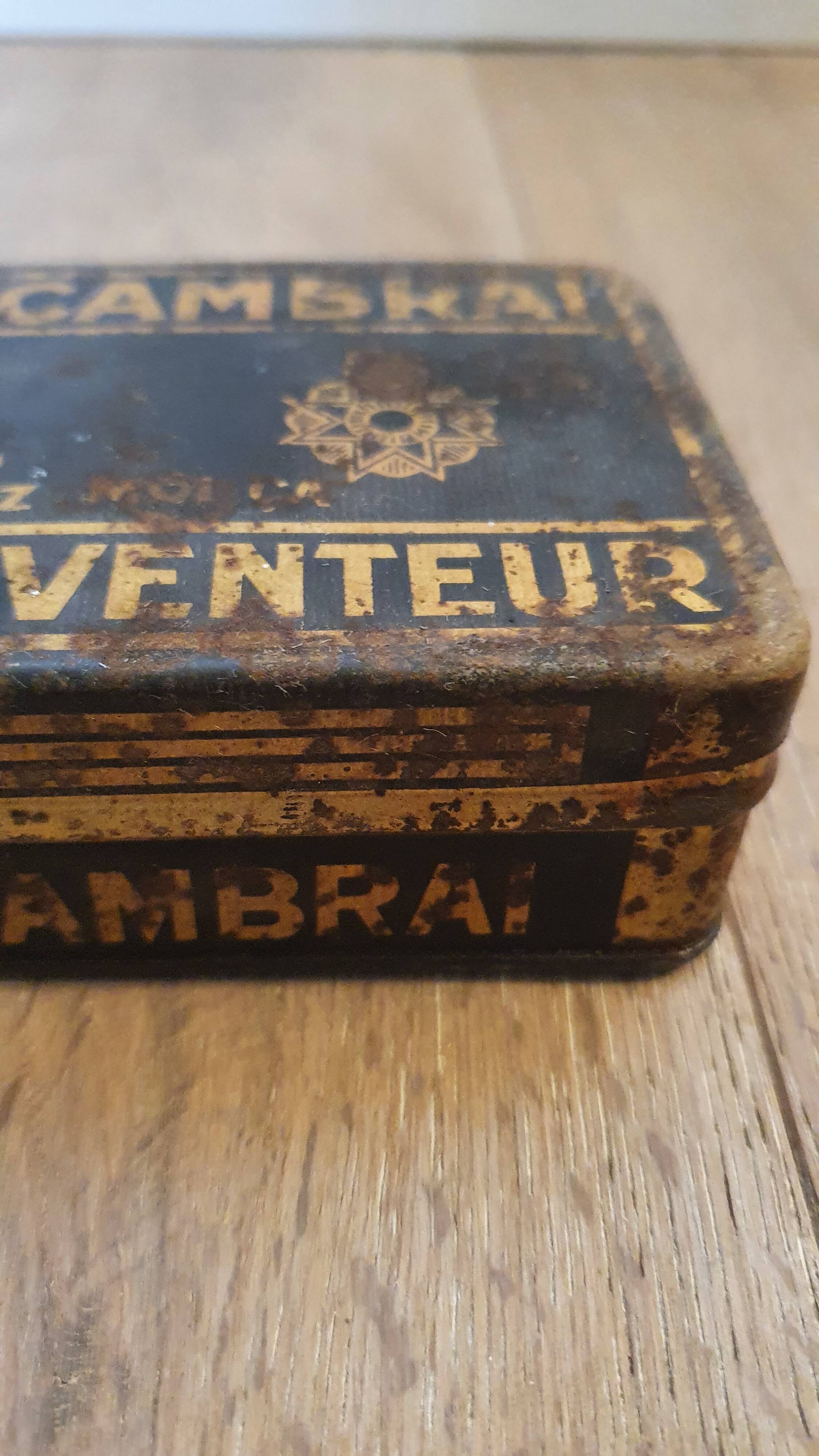 Metal box bêtises de cambrai