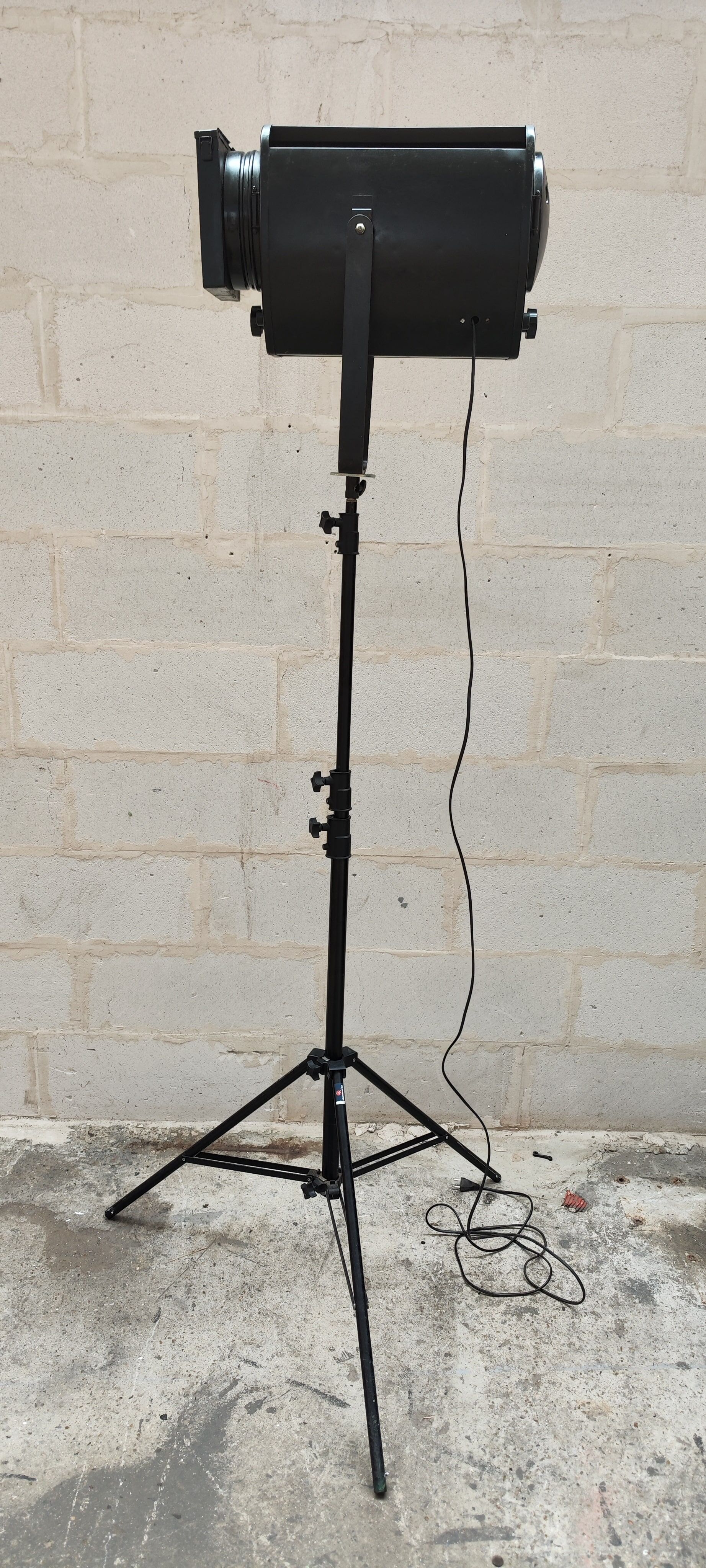 Former large cinema projector or theater 2kw Manfrotto