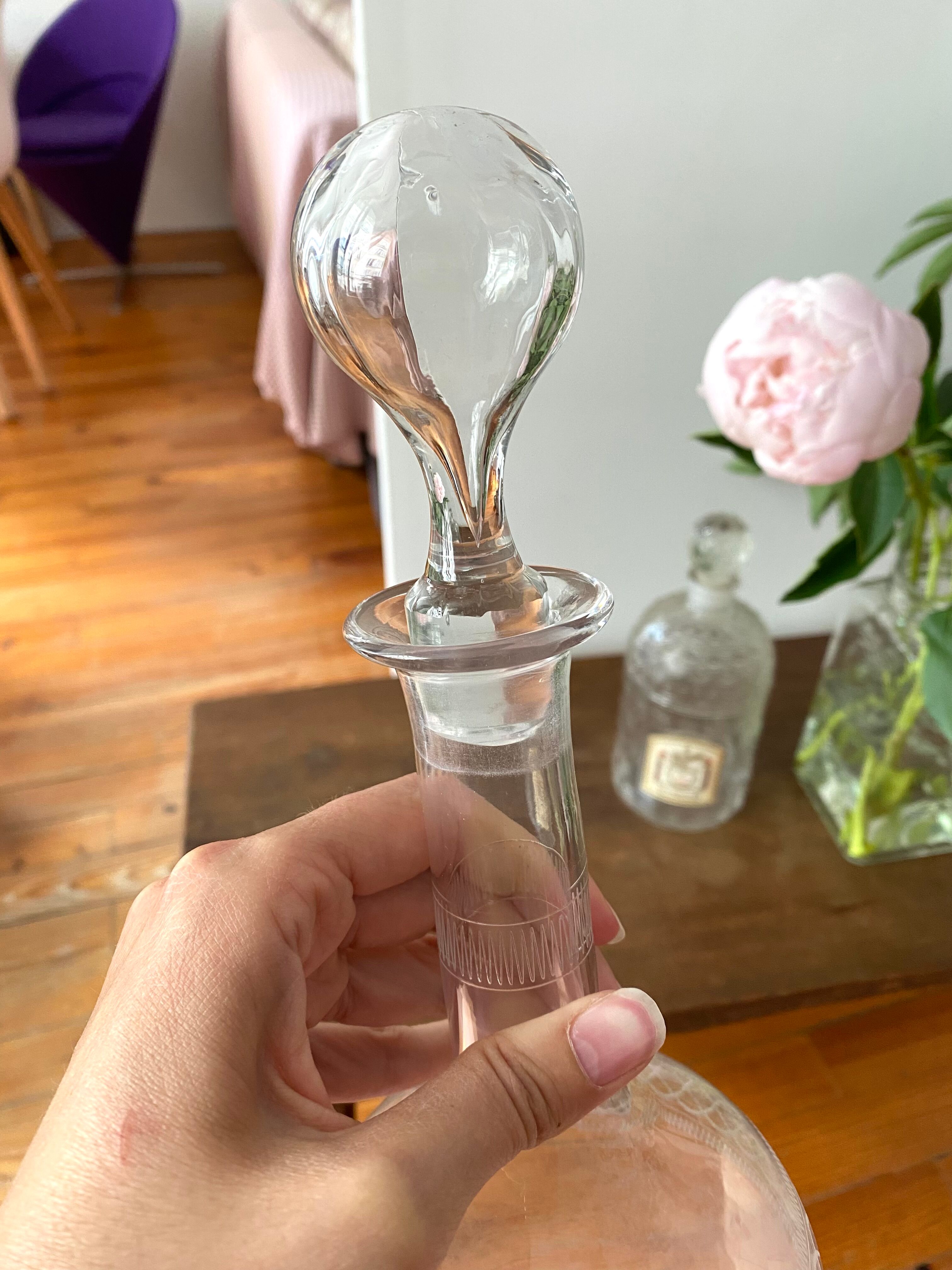 Vintage 60s chiseled glass decanter