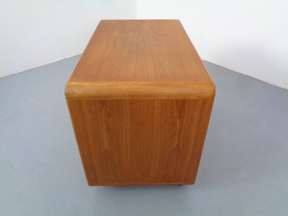 Small rollable teak media sideboard from Dyrlund, 1970s