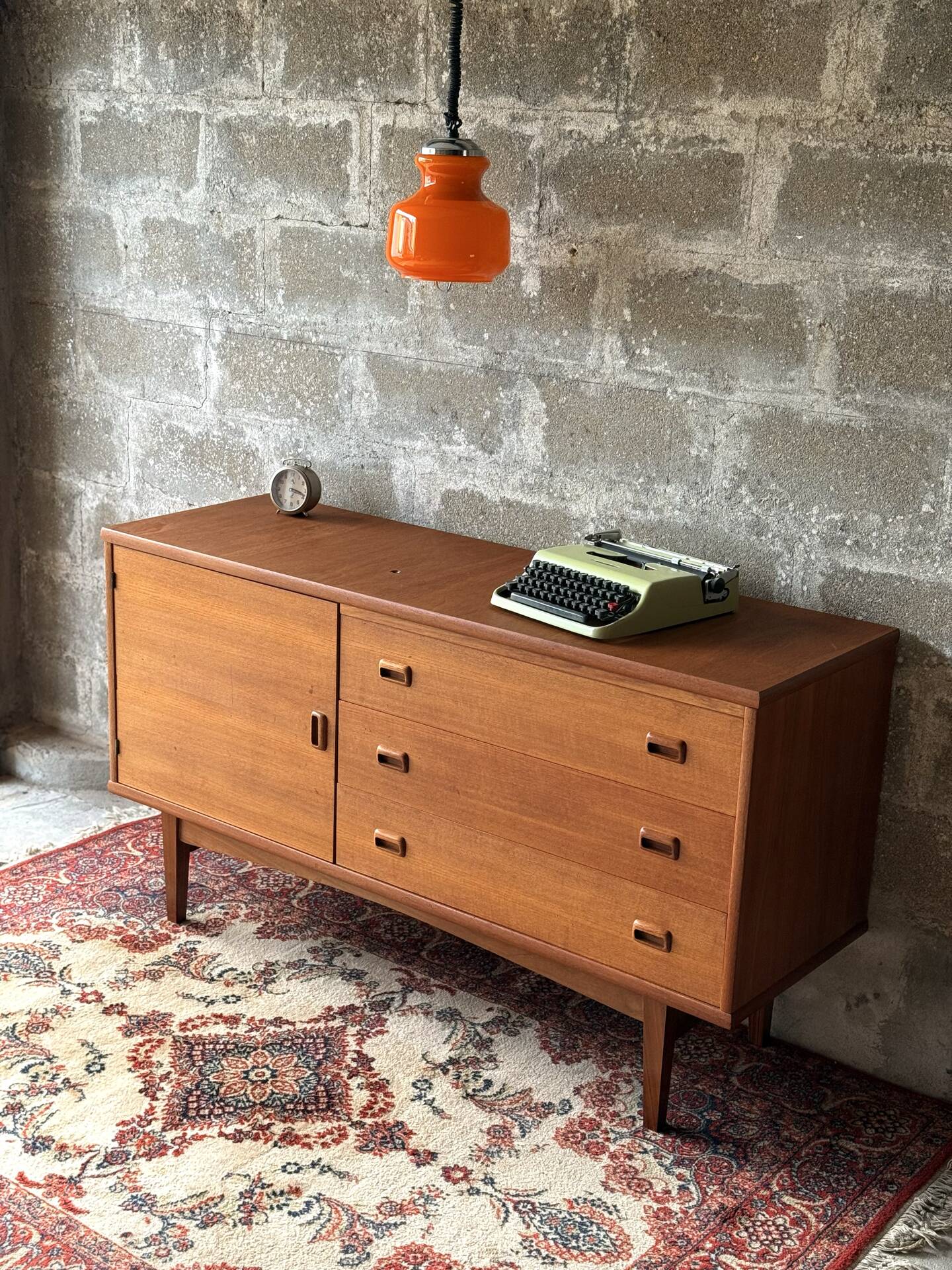 Enfilade buffet scandinave vintage en teck, 1960