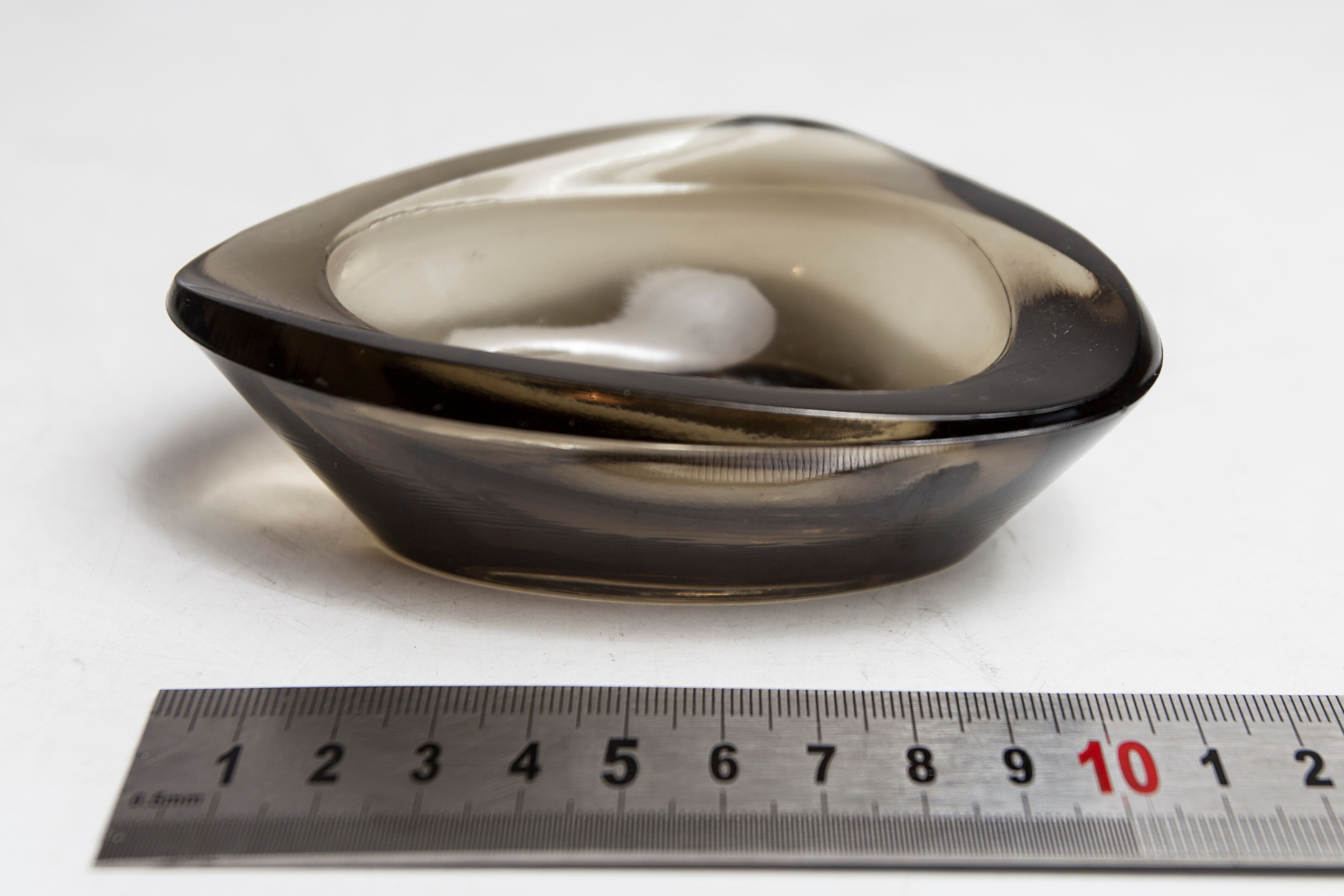 Asymmetrical ashtray Murano smoked 1960