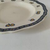 K&G Lunéville "Rouen Clover" plate circa 1880-1900