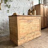 Old small wooden counter