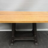 Industrial table cast iron base up to 6 guests