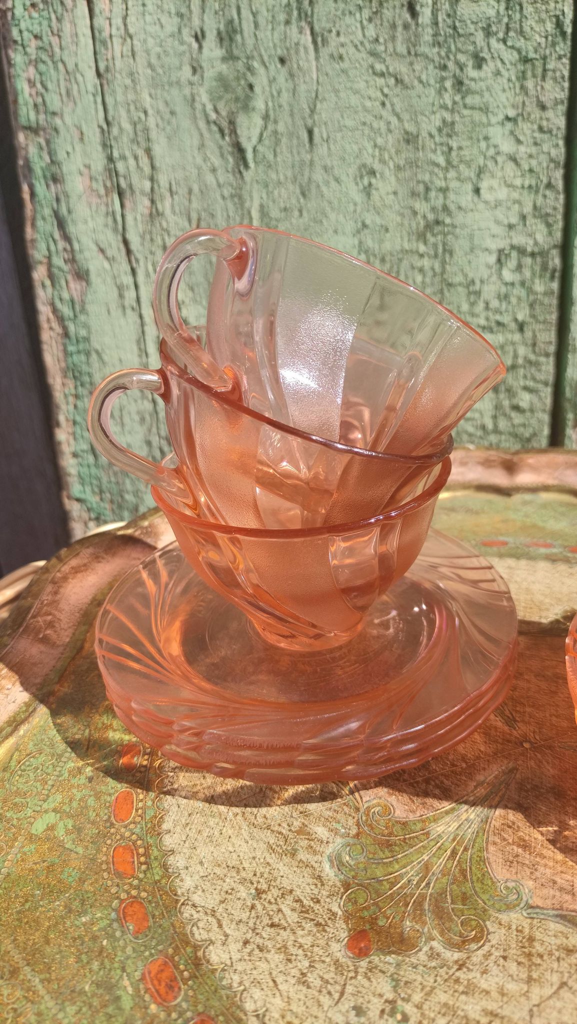Vintage vereco pink cups France six-serve