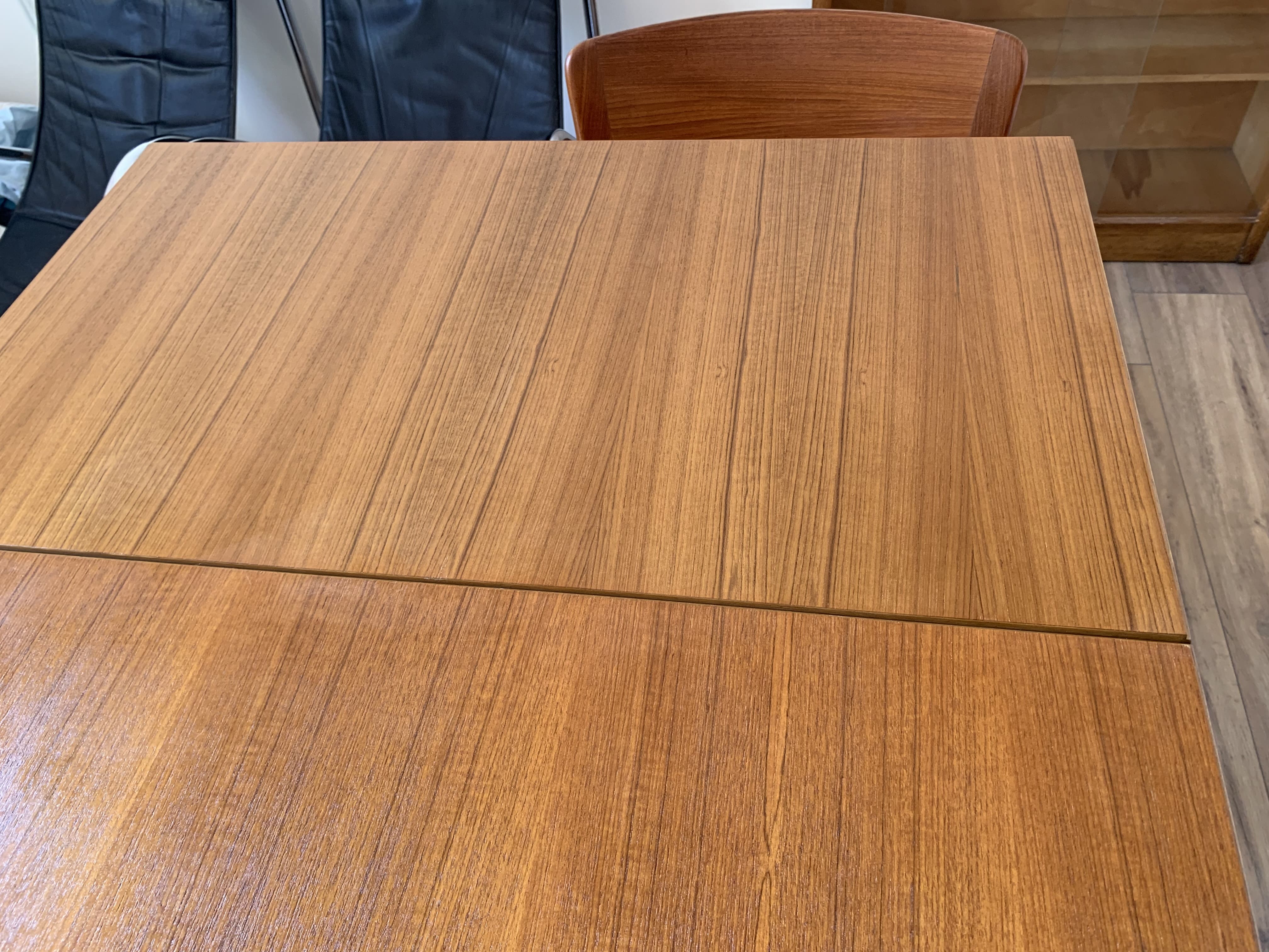 Dining room table "wallet" - 2M40 unfolded