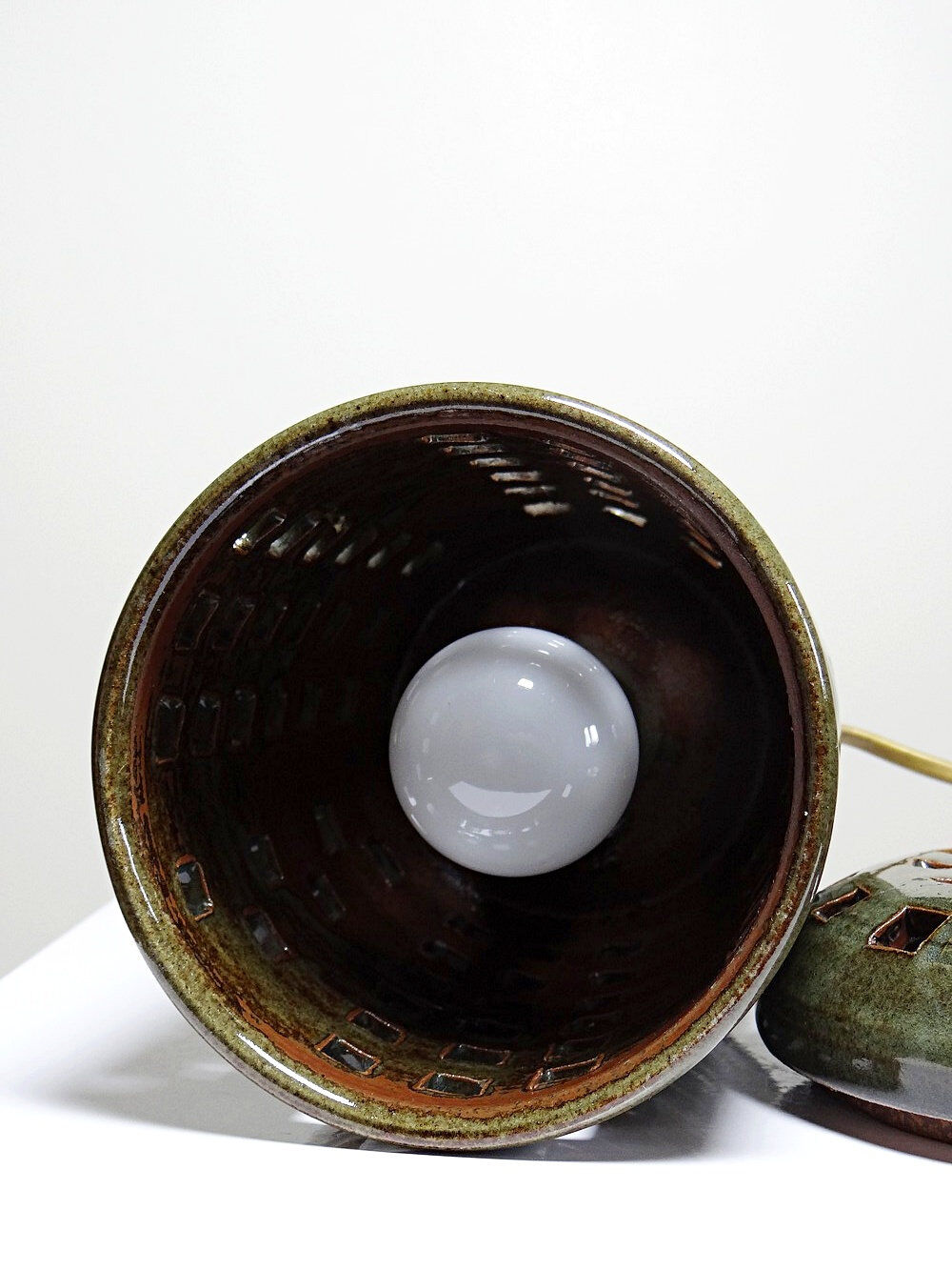 Vintage table lamp, glazed stoneware, perforated "Building" signed.