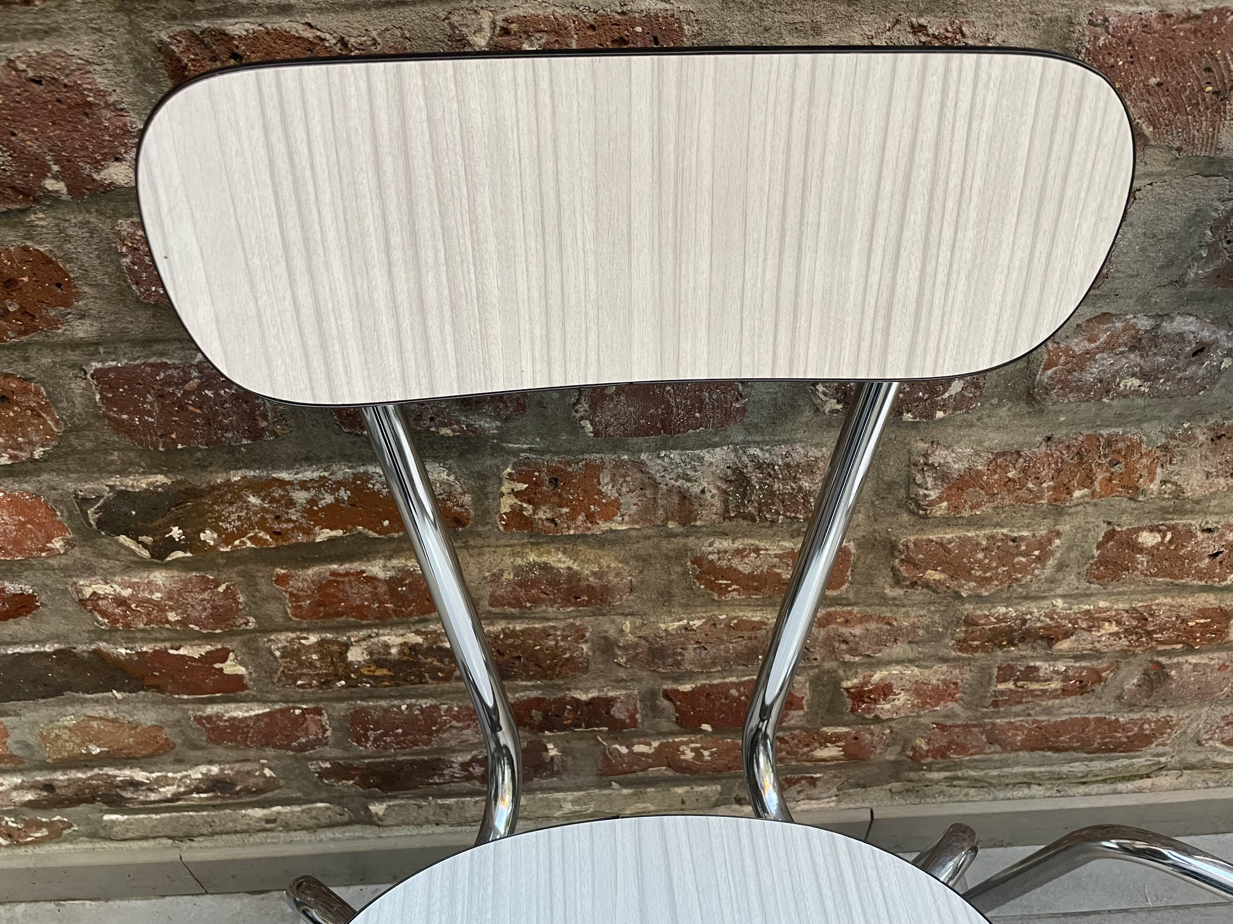 3 vintage chairs in light grey Formica from the 1960s