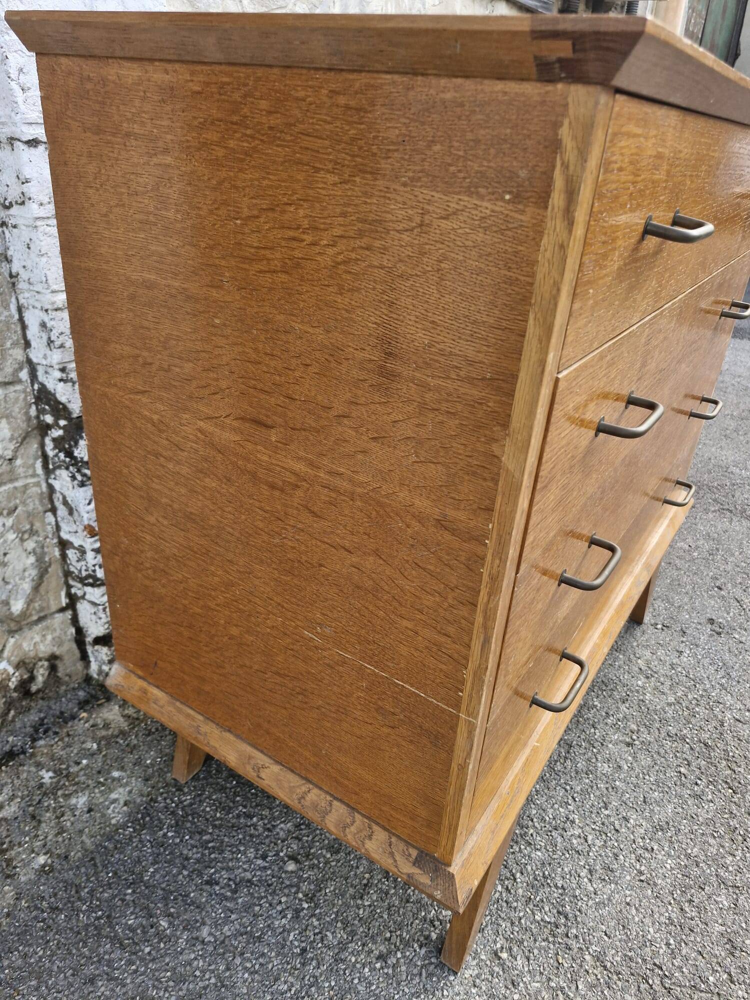 Commode