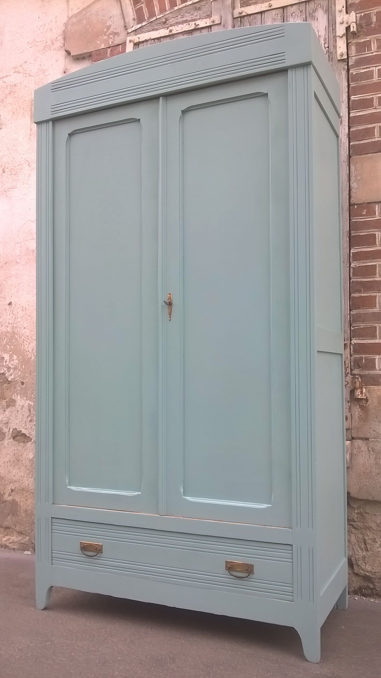 Parisian wardrobe year 50