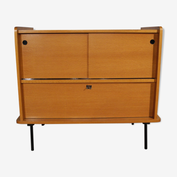 Buffet for storage of vinyl, dating from the 1950-1960