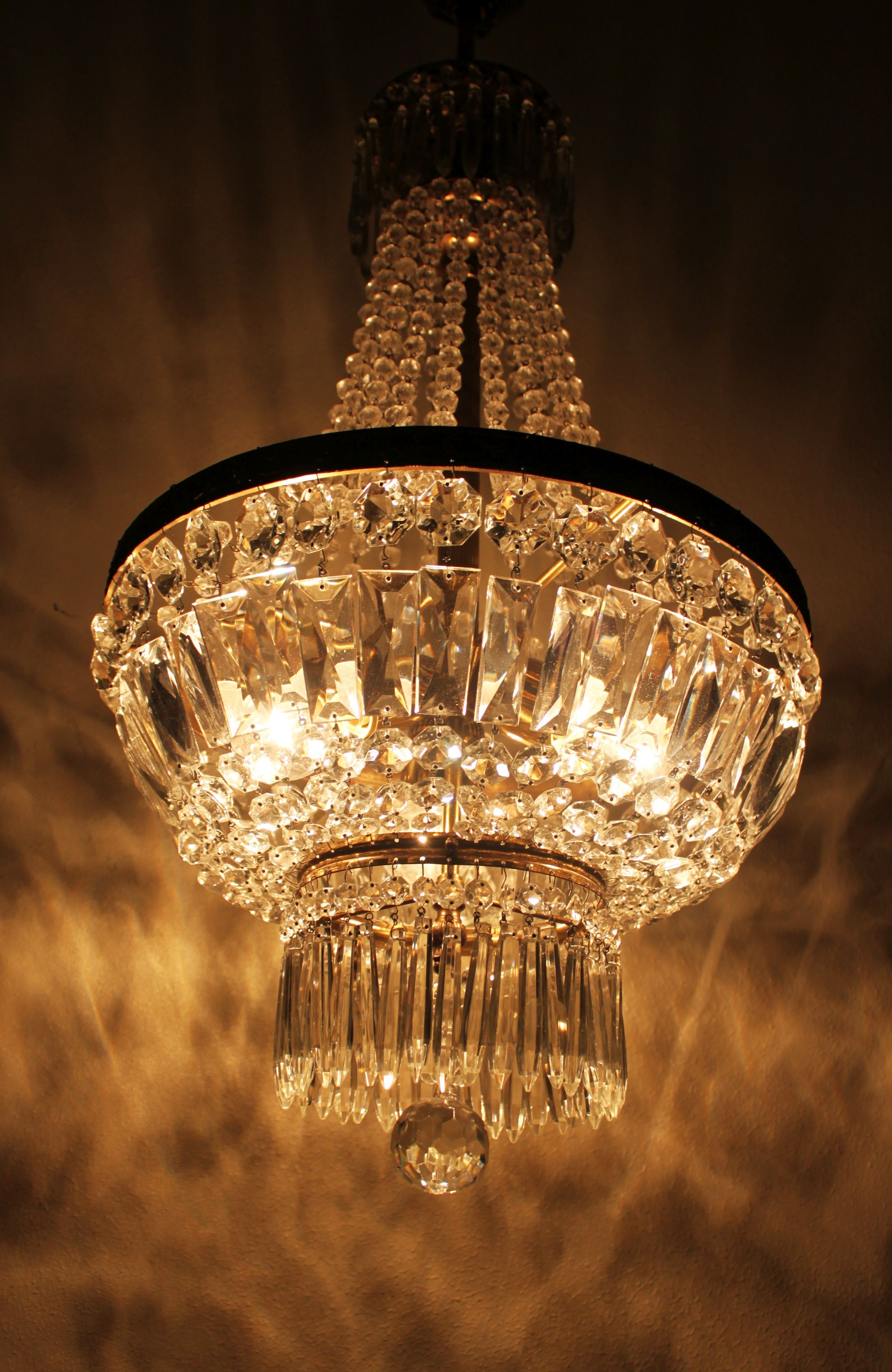 Chandelier basket empire style