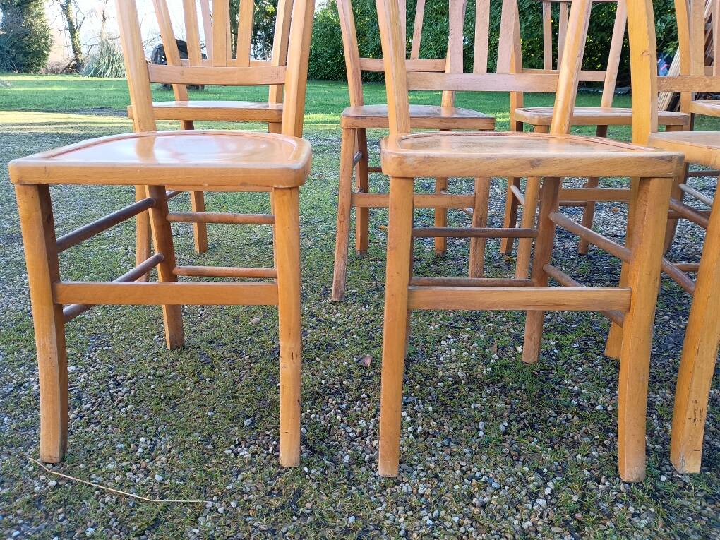 Ensemble de 10 chaises bistrot années 1950-60 vintage