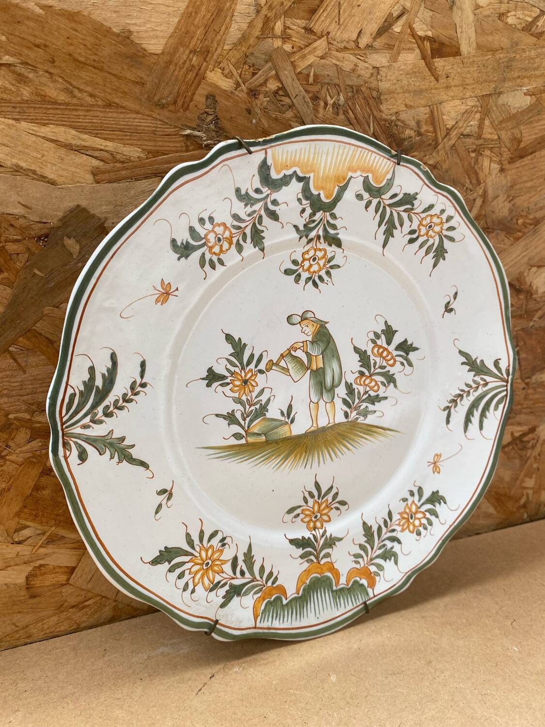 Ancienne Assiette MOUSTIERS Céramique Décor Vert & Orange Vintage #B195